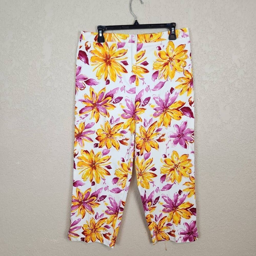 Versailles Vintage Yellow and Purple Floral Cropped Pants Size 12 (7256)
